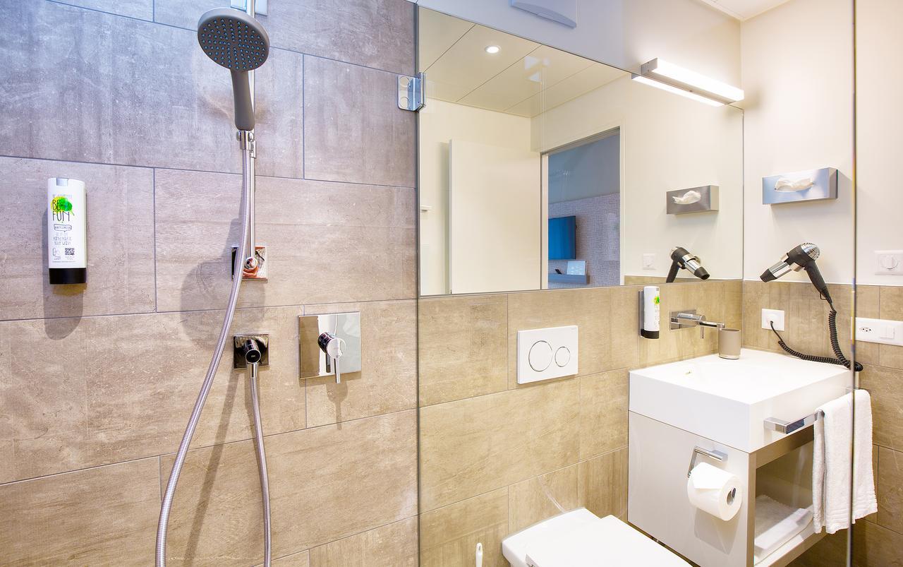 B_Smart Motel Ландкварт Экстерьер фото